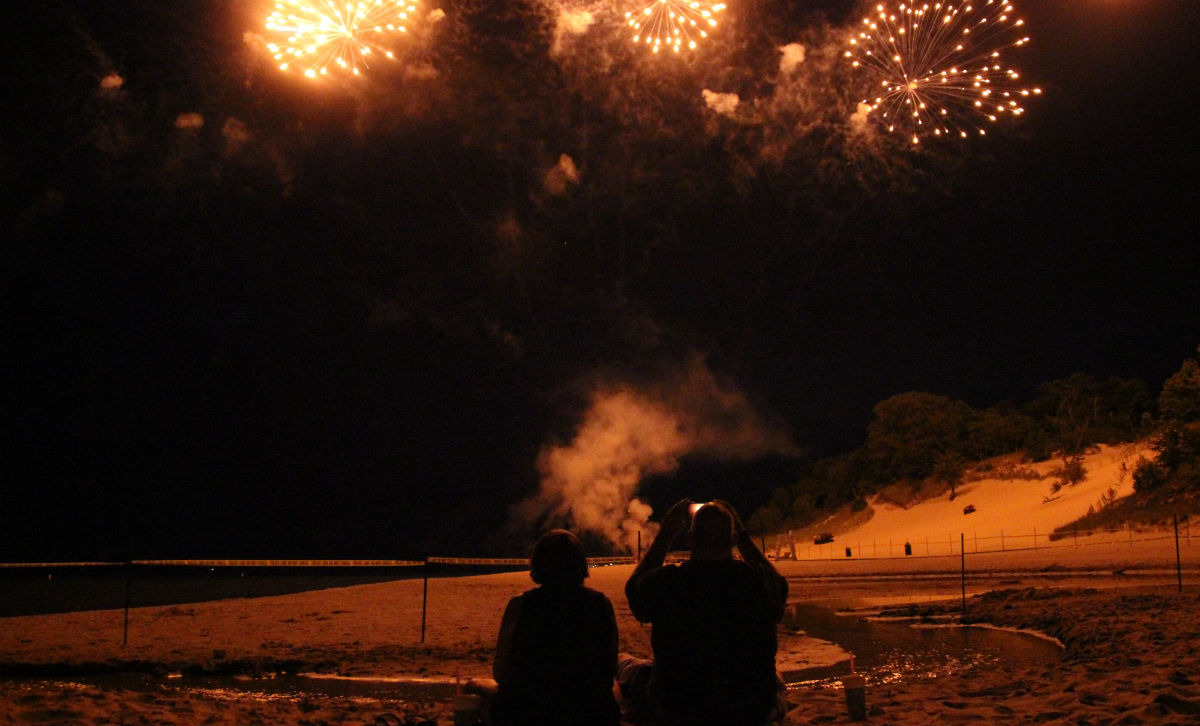 Duneland Chamber Fireworks Light Up the Night for Thousands
