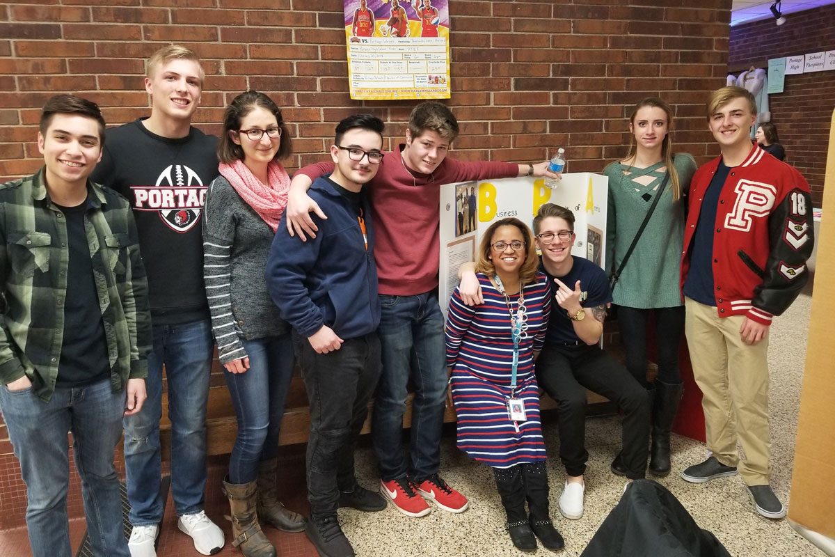 Portage High School’s Business Professionals of America Help Out with 2018 8th Grade Night